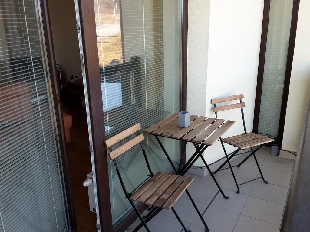 Apartman Slavkov Home & Parking Нова-Лесна Экстерьер фото